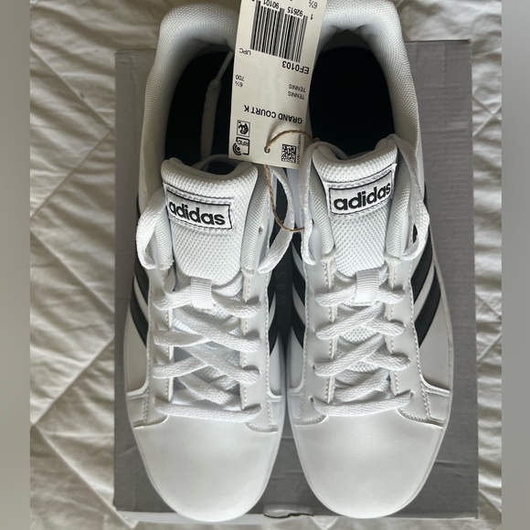 Adidas Grand Court K, White w black stripes, Mens size 7 BNWT - Picture 4 of 9